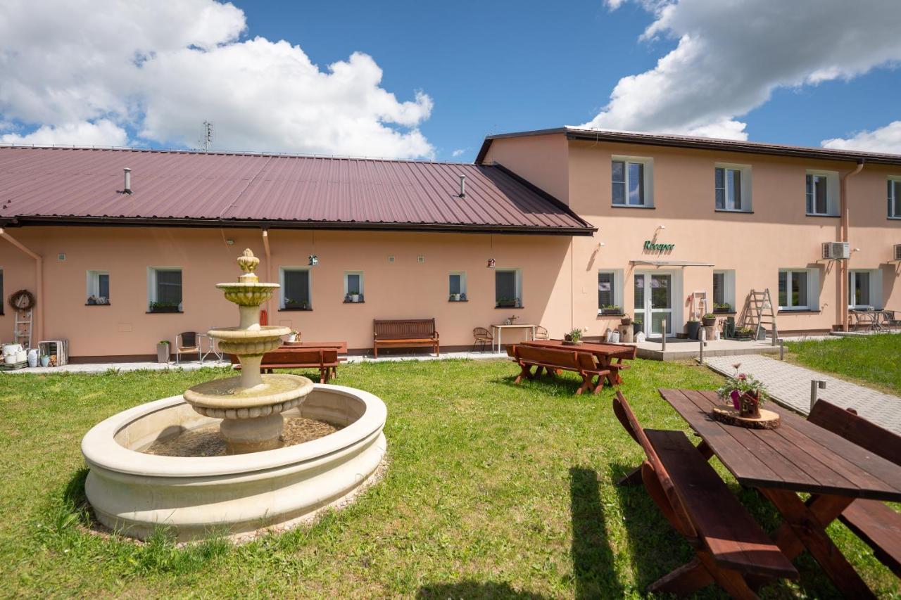 Penzion v Lukách Dlouhá Ves Exterior foto